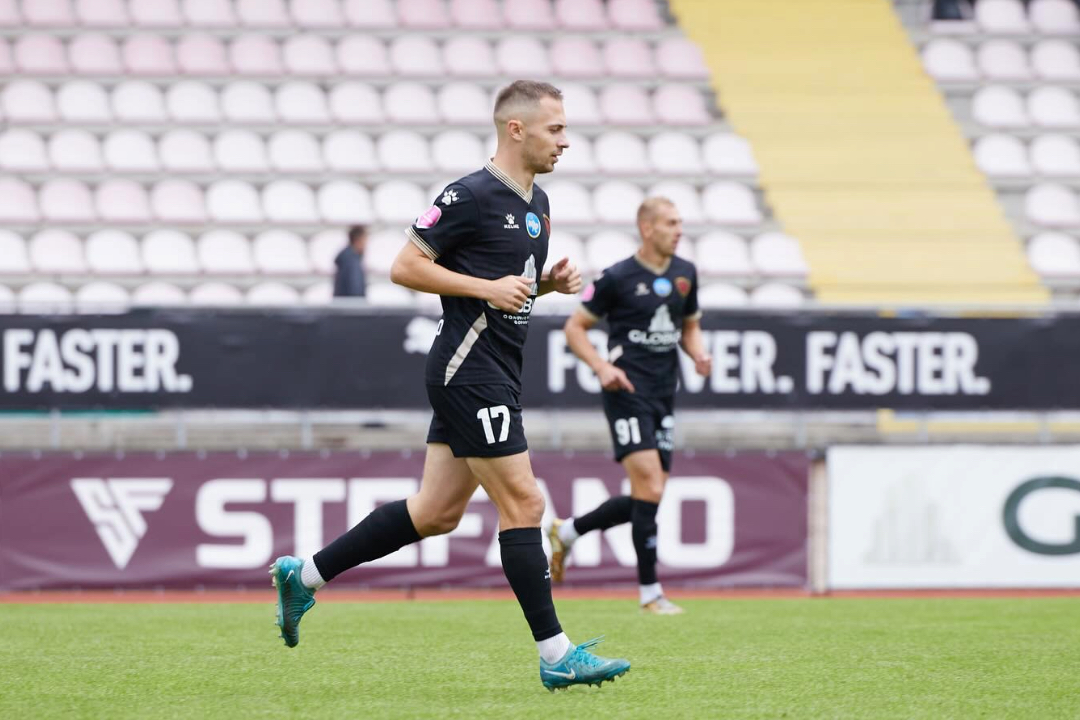 Інгулець – Фенікс-Маріуполь – 2:0